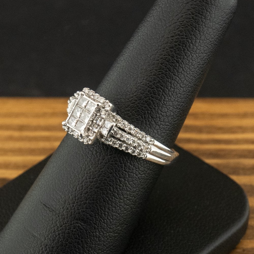 18ct White Gold 0.50ct Diamond Cluster Ring Size N 1/2 5.4g