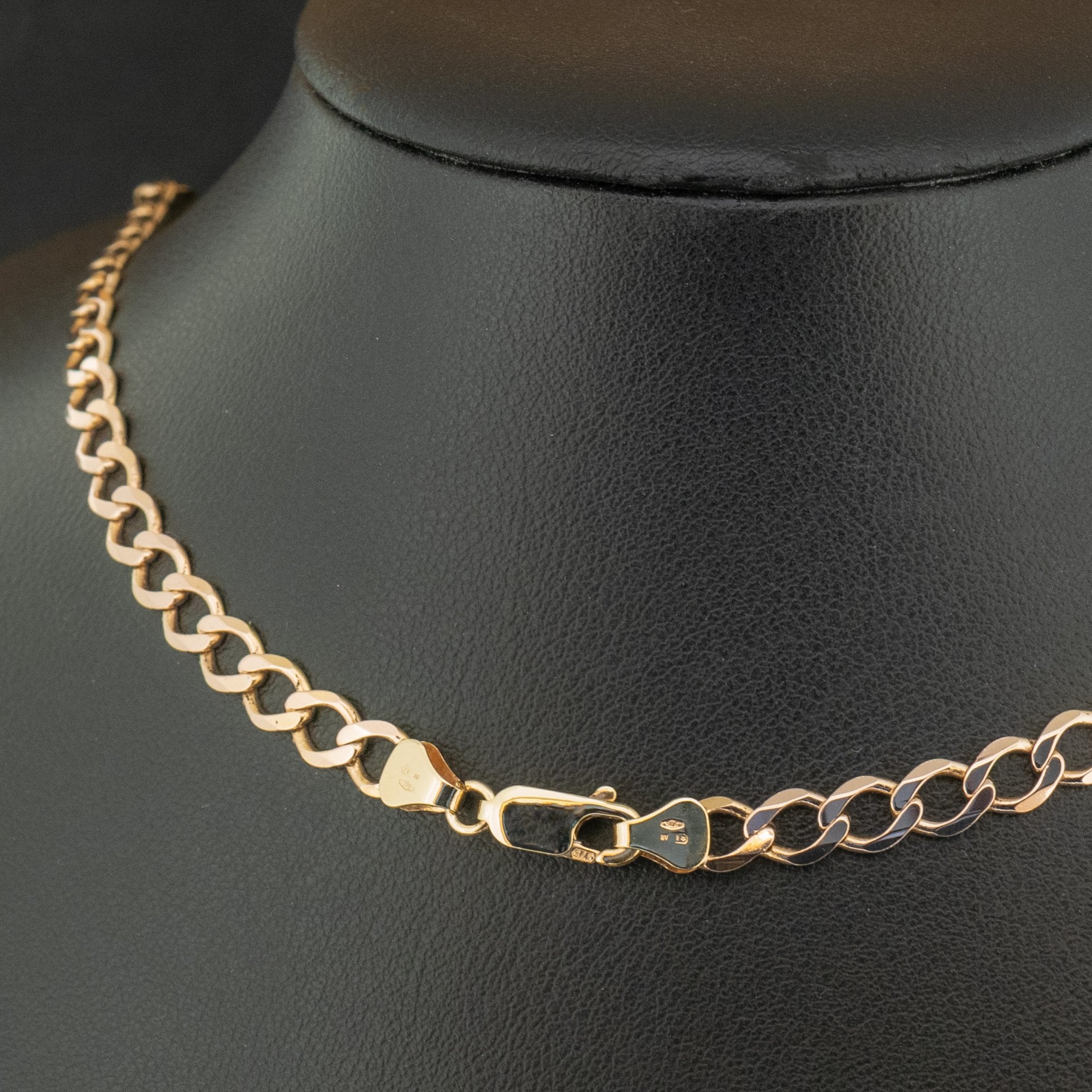 9ct Yellow Gold 20 Inch Curb Chain Necklace 13.3g