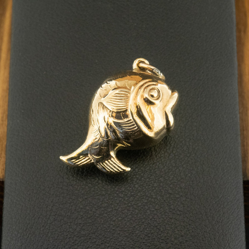 9ct Yellow Gold Fish Pendant Charm 1.9g