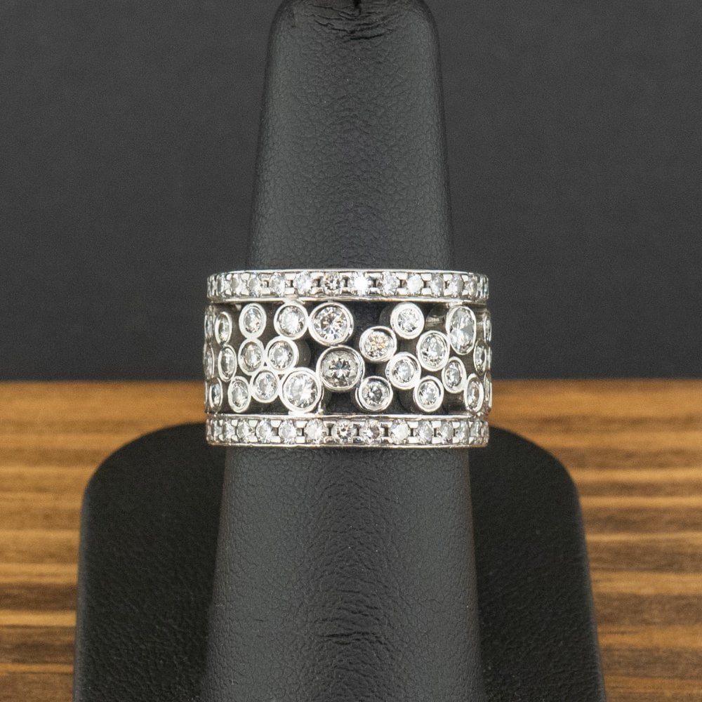 18ct White Gold 4ct apx Diamond Bubble Ring Size O 12.8g