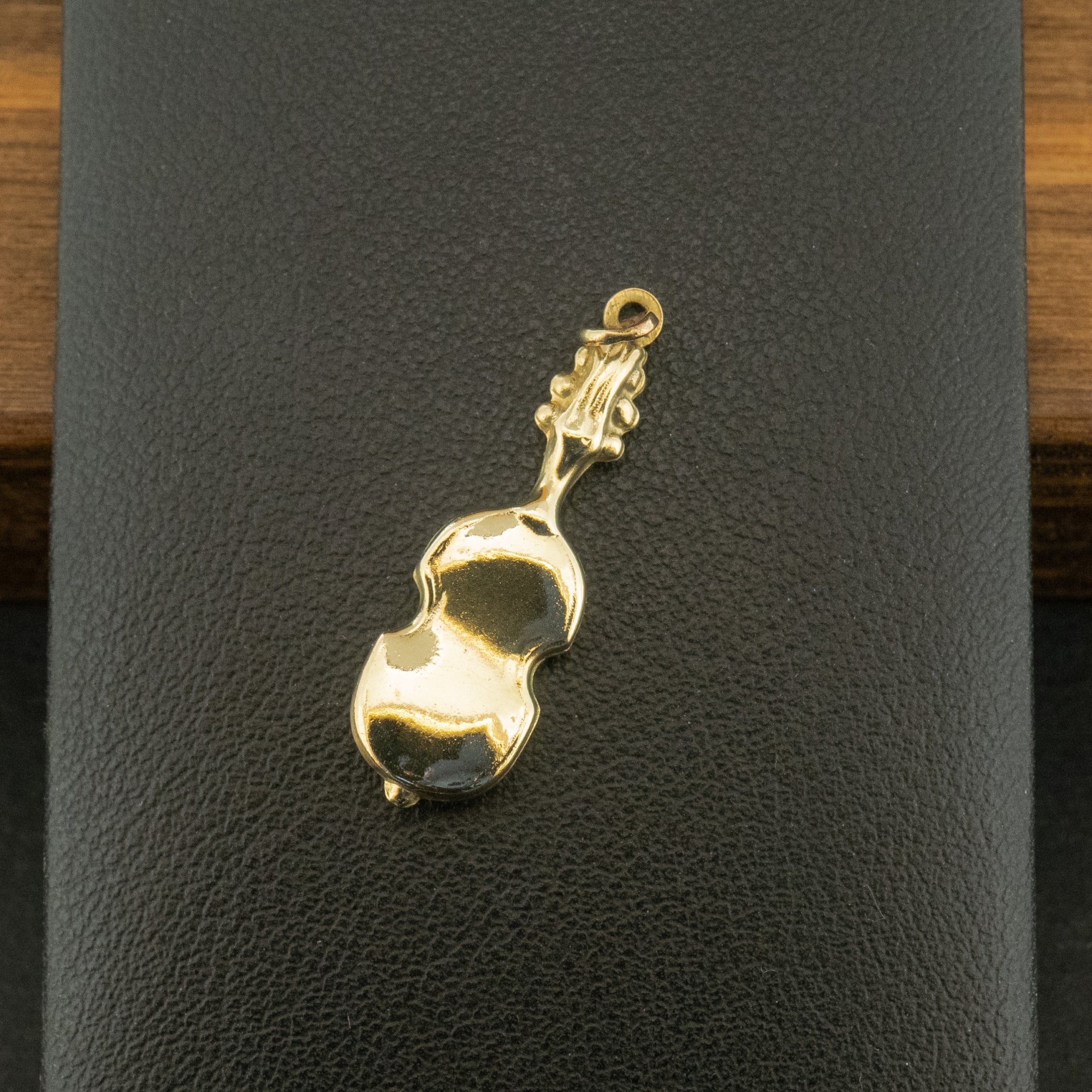 9ct Yellow Gold Violin Charm 1.3g
