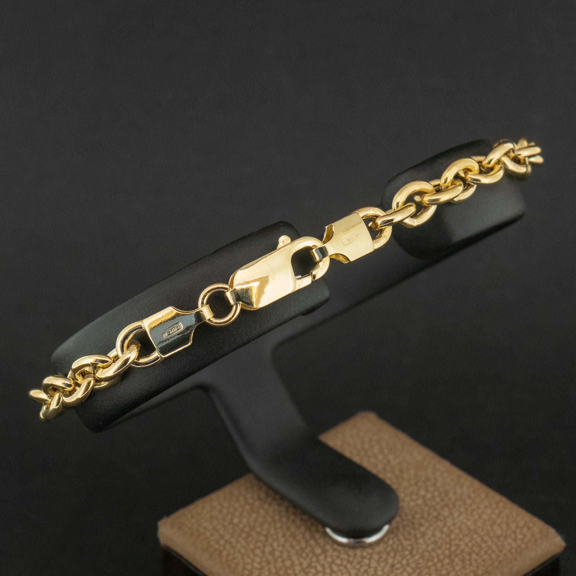 18ct Yellow Gold 8 Inch Chain Bracelet 9g