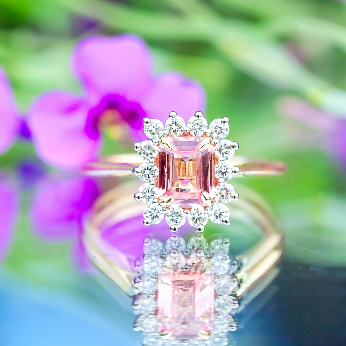 18ct Yellow Gold 1.15ct Padparadscha Sapphire and Diamond Cluster Ring