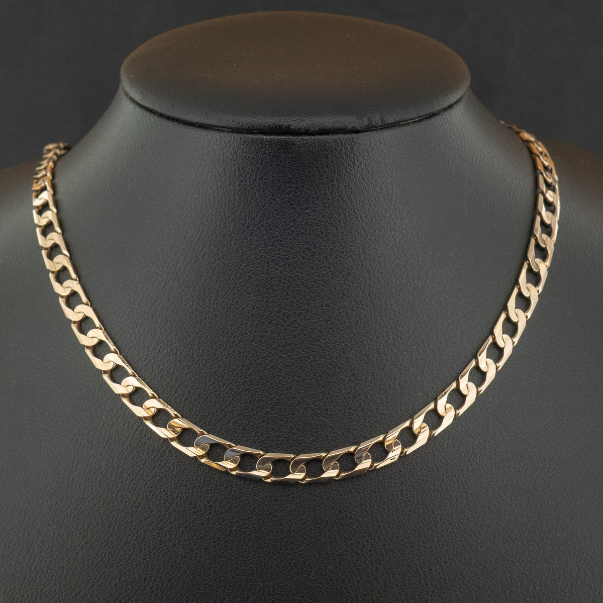9ct Yellow Gold 18 Inch Curb Chain Necklace 15.1g
