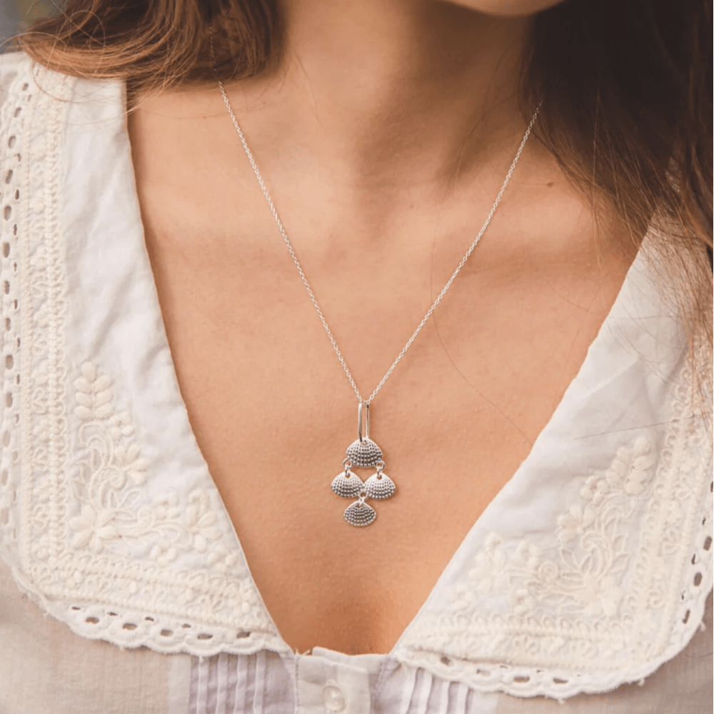 Sterling Silver Pretty Scallop Shell Drop Necklace
