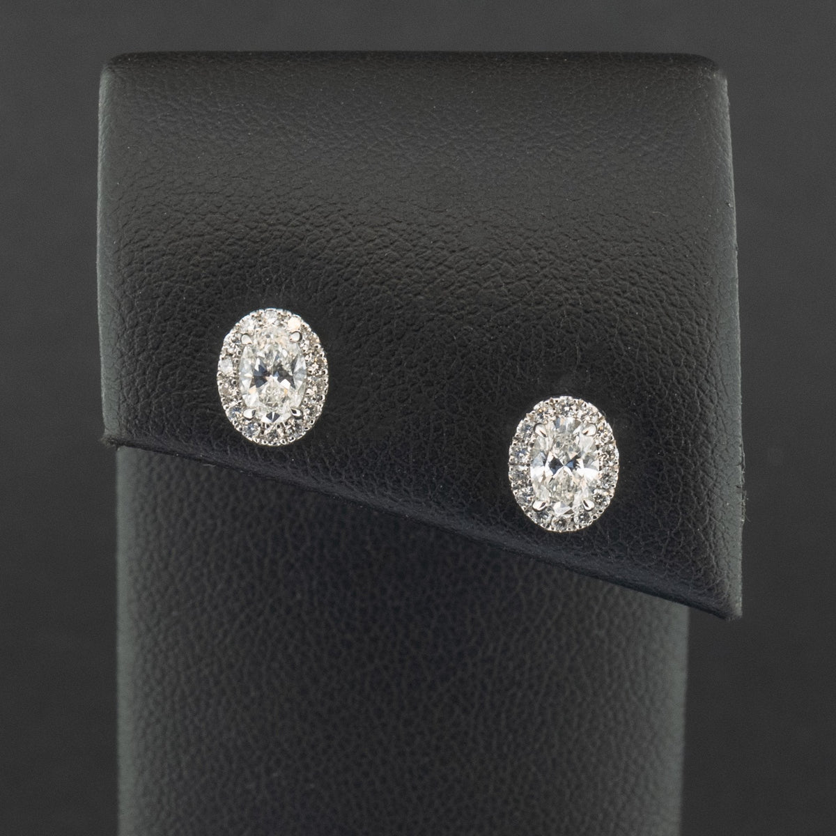 18Ct White Gold Lab Created 1ct Diamond Halo Earrings