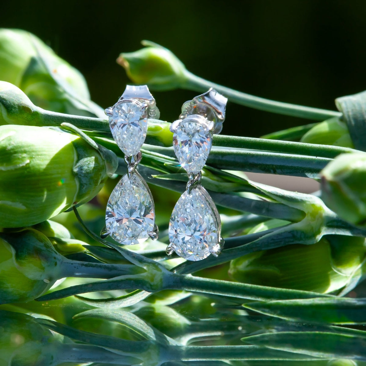 18Ct White Gold Lab Created 2ct Diamond Drop Earrings