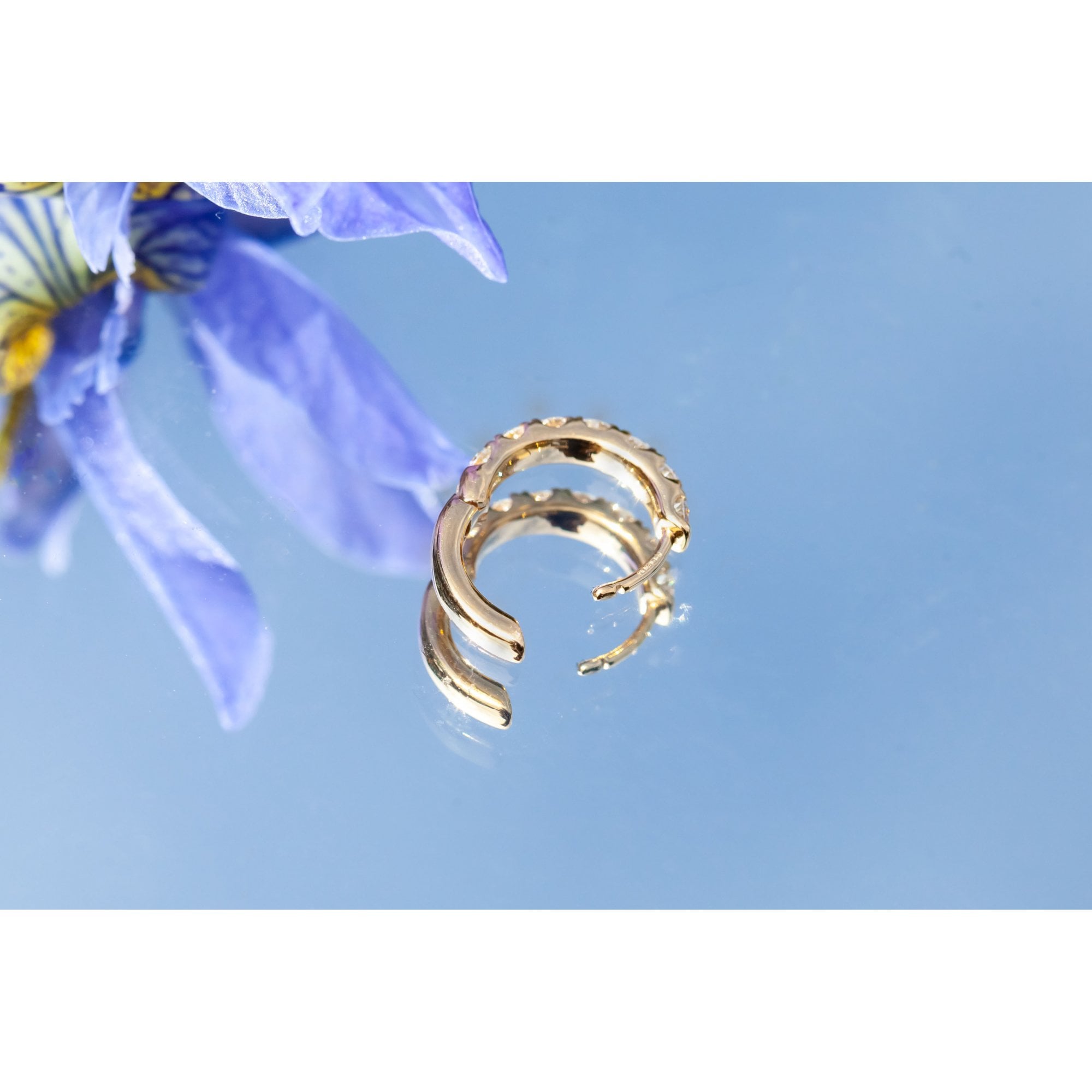 18Ct Yellow Gold Lab Created 1ct Diamond Huggie Earrings