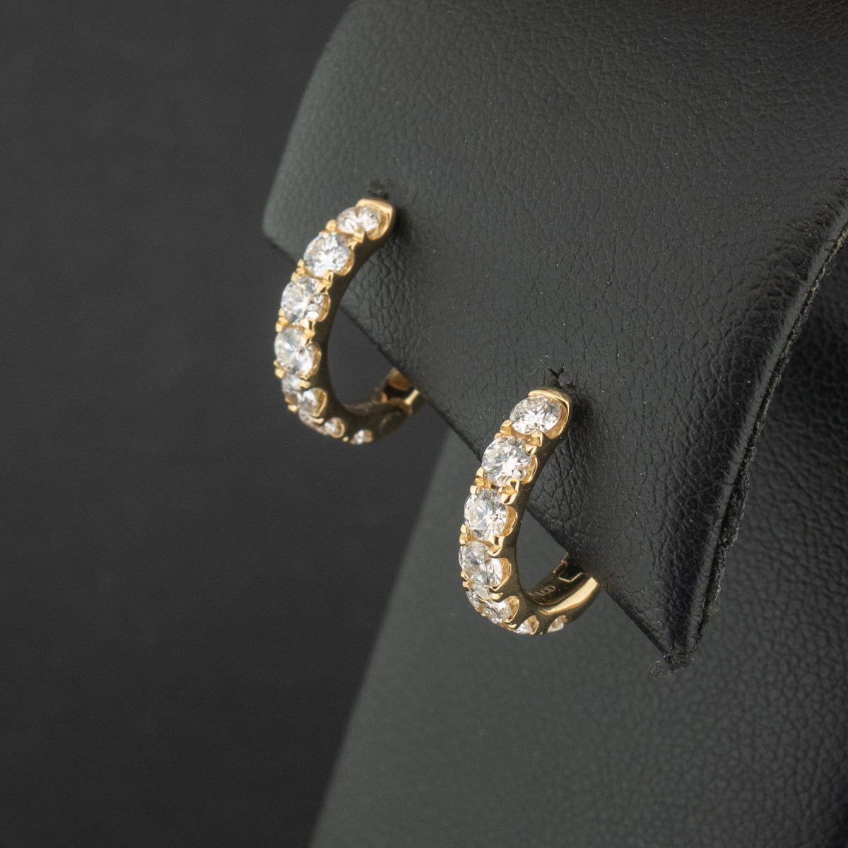 18Ct Yellow Gold Lab Created 1ct Diamond Huggie Earrings