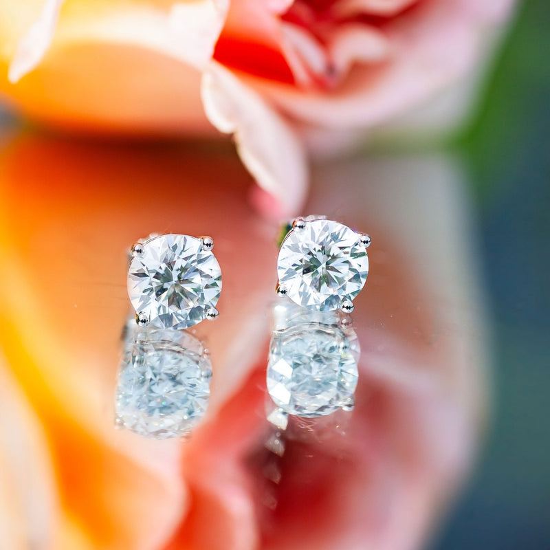 18Ct White Gold Lab Created 3ct Diamond Stud Earrings