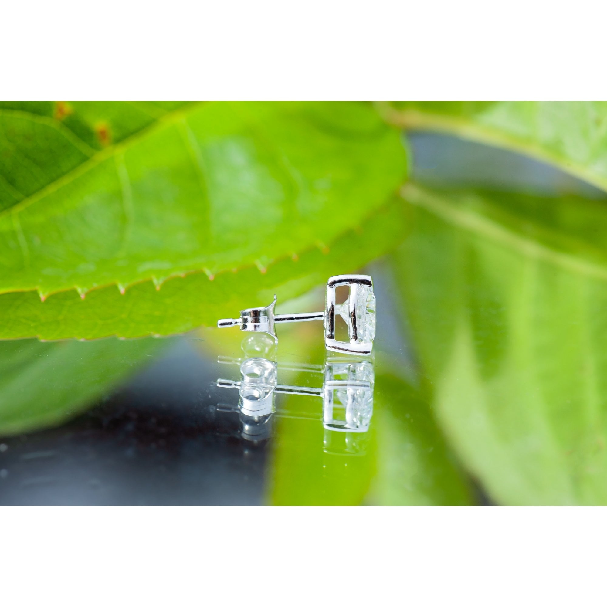 18Ct White Gold Lab Created 1.54ct Diamond Heart Stud Earrings
