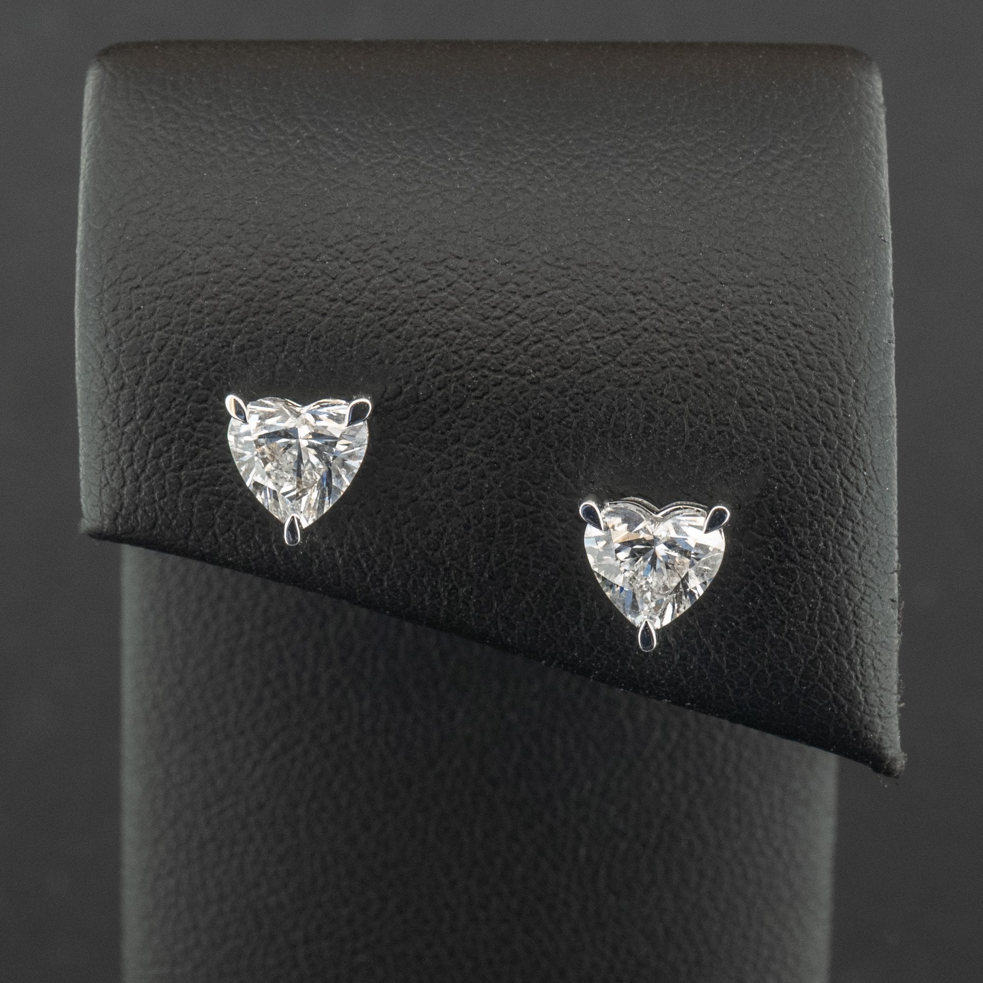 18Ct White Gold Lab Created 1.54ct Diamond Heart Stud Earrings