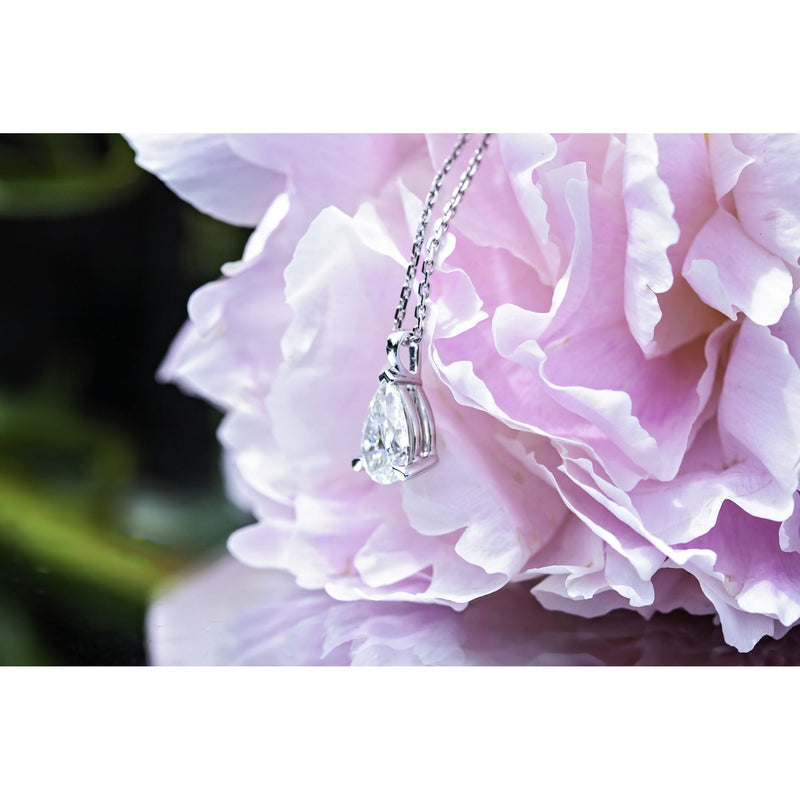 18Ct White Gold Lab Created 1.02ct Pear Cut Diamond 16-18" Necklace