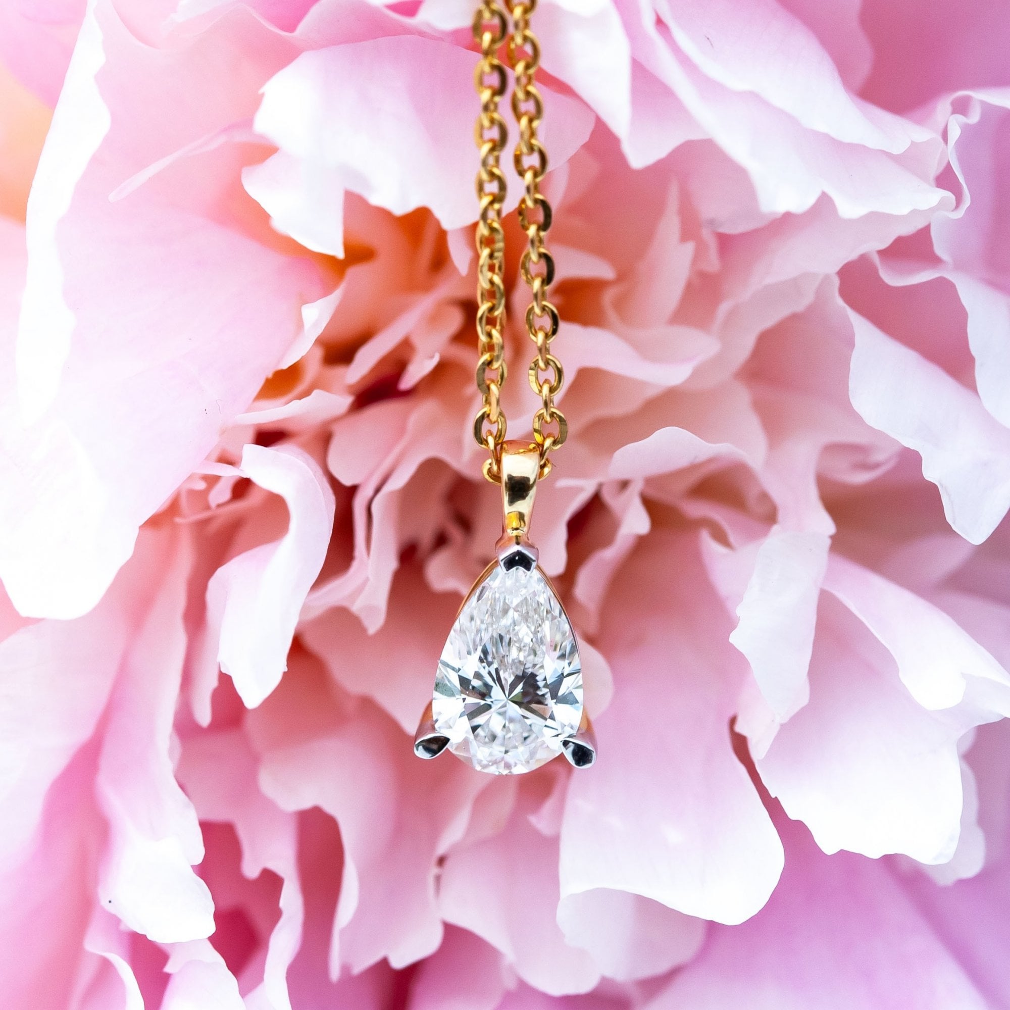18Ct Yellow Gold Lab Created 1.02ct Pear Cut Diamond 16-18" Necklace