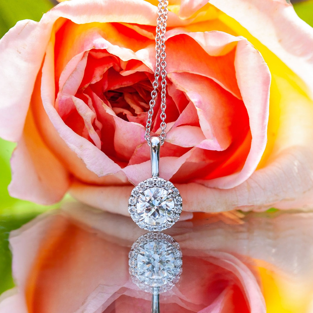 18Ct White Gold Round Lab Created 0.91ct Diamond Halo 16-18" Necklace