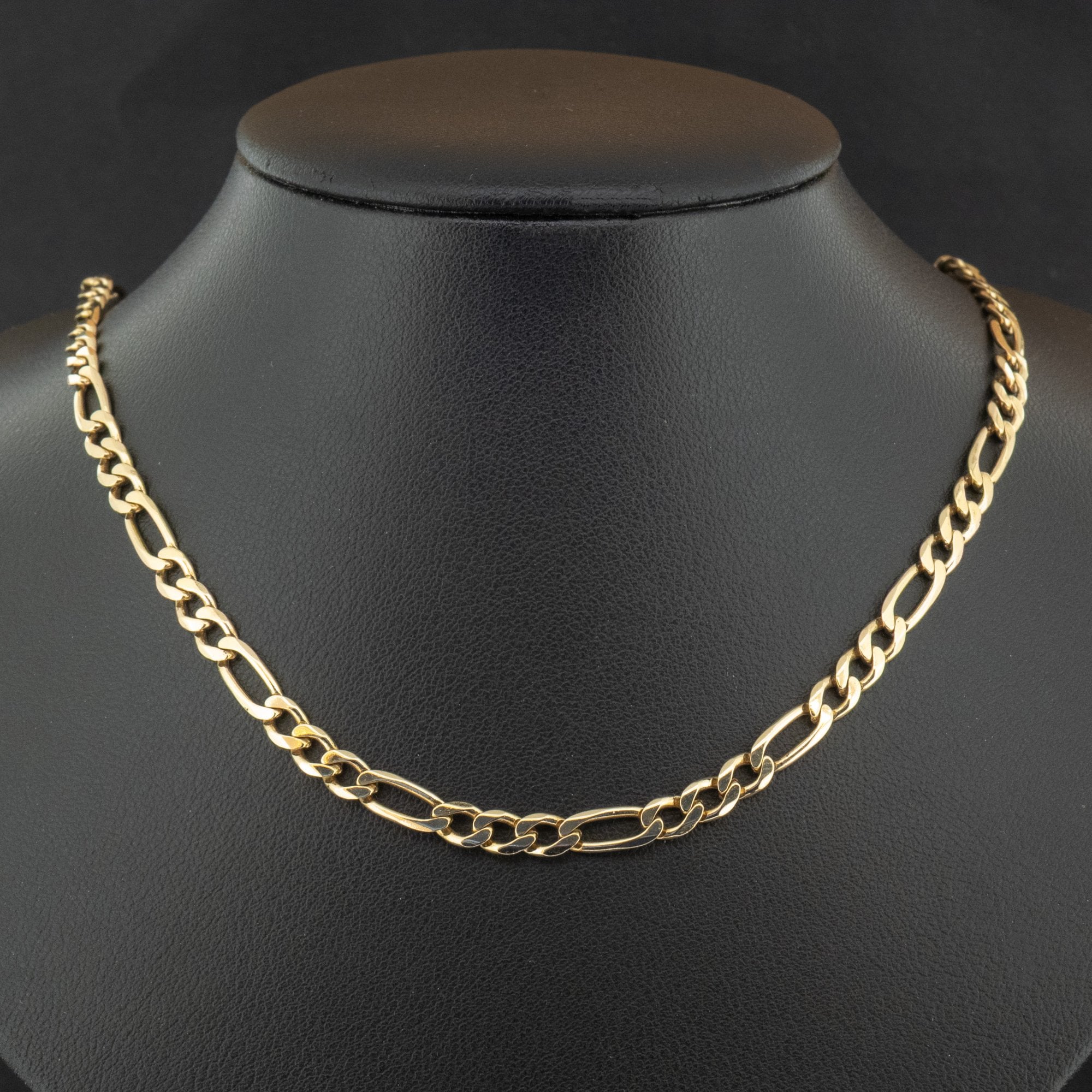 9ct Yellow Gold 24 Inch Figaro Chain Necklace 18.9g
