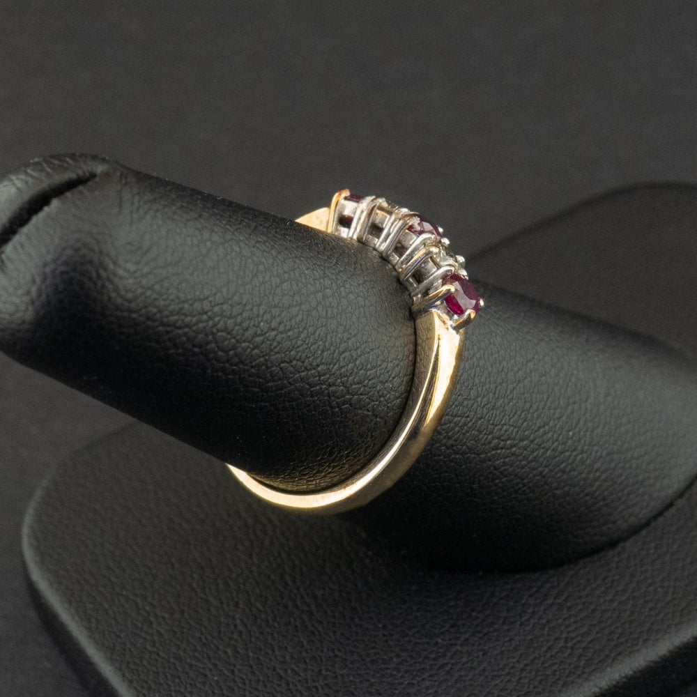 9ct Yellow Gold Ruby and Diamond Ring Size N 2.4g