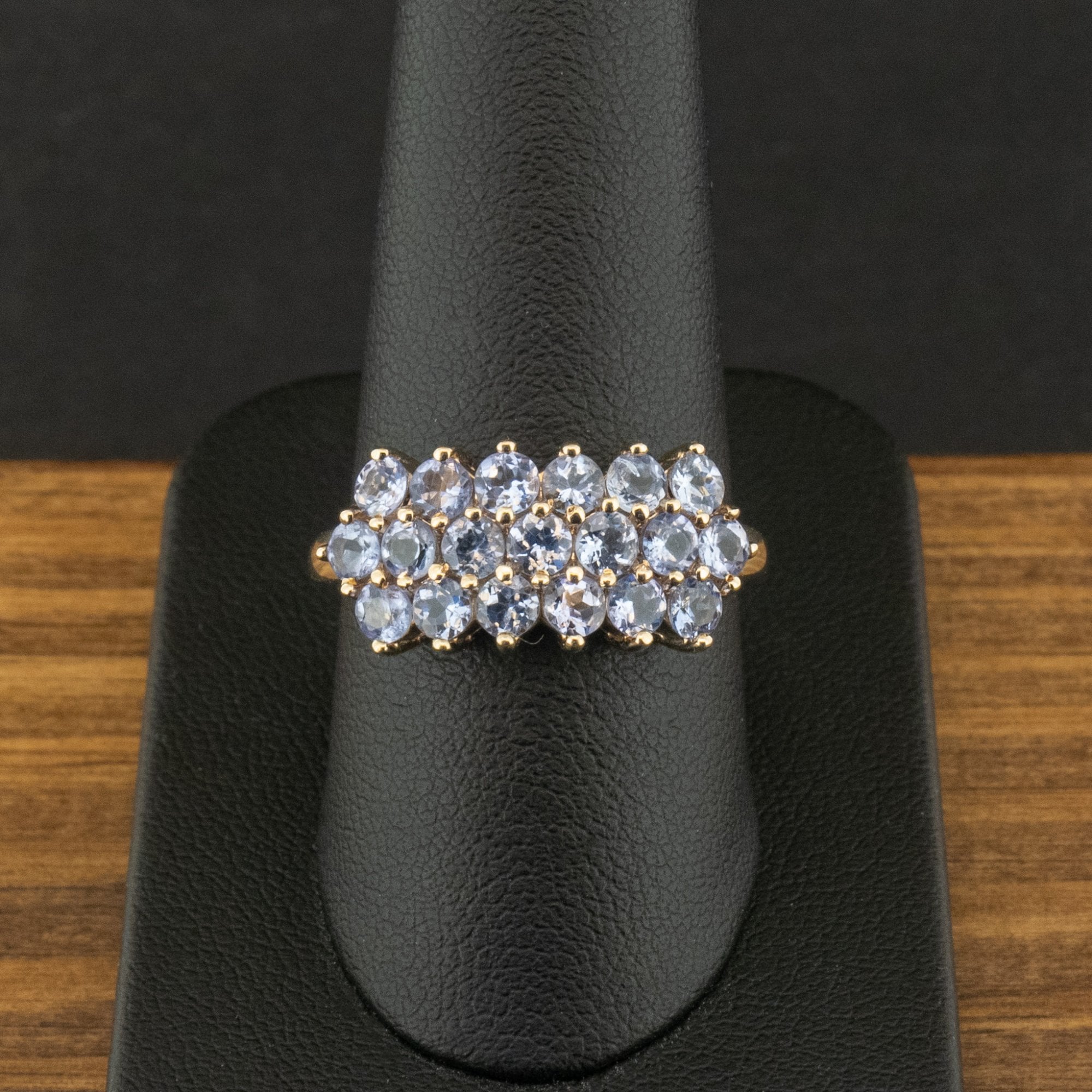 9ct Yellow Gold Blue Stone Cluster Ring Size R 1/2 3.9