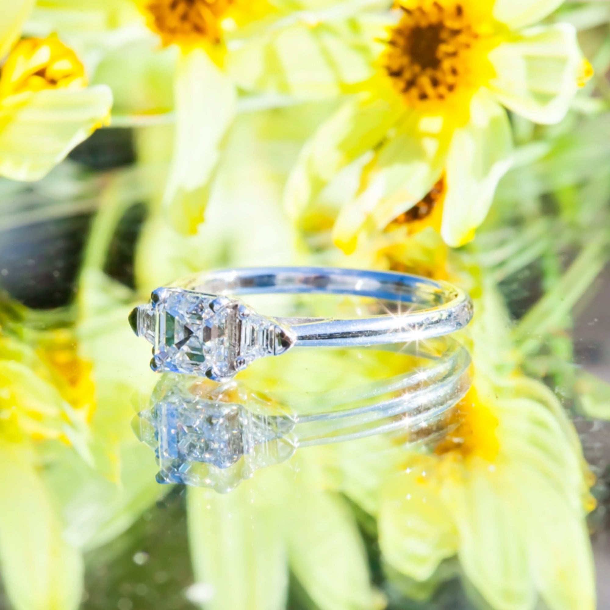 18ct White Gold Approx 1.25ct Asscher Cut Diamond Trilogy Ring Size M 3.5g