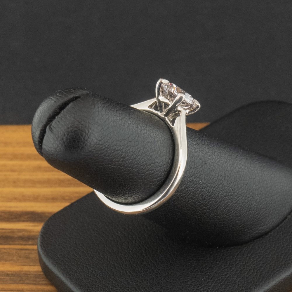 Platinum 1.27ct Lab Diamond Solitaire Ring Size K 4.9g