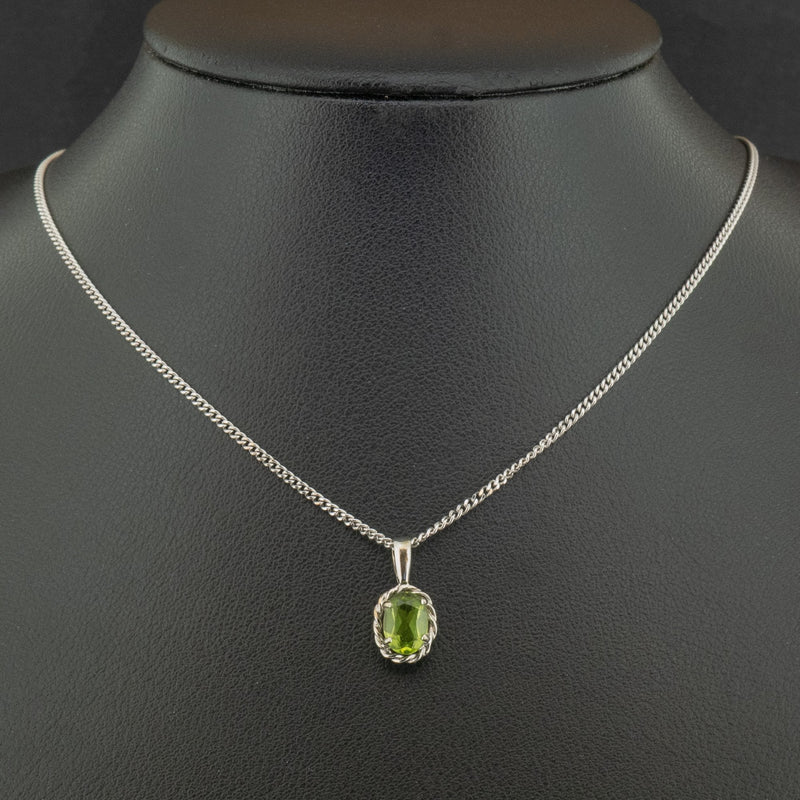 9ct White Gold Peridot Pendant 16 Inch Necklace 3.1g