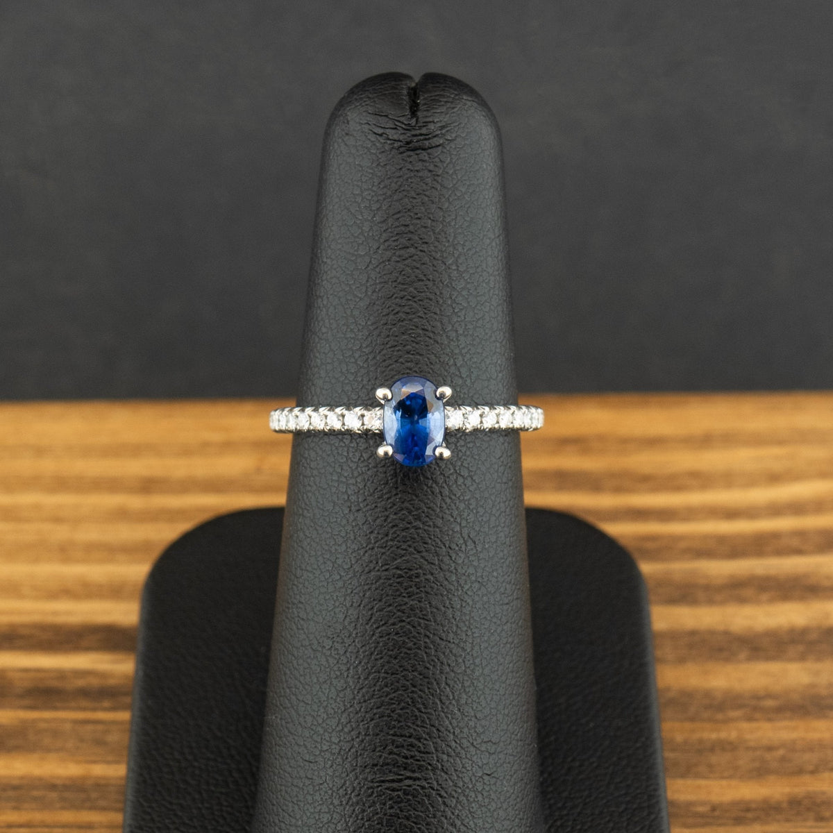 14ct White Gold 0.79ct Sapphire and 0.16ct Diamond Ring Size K 2g