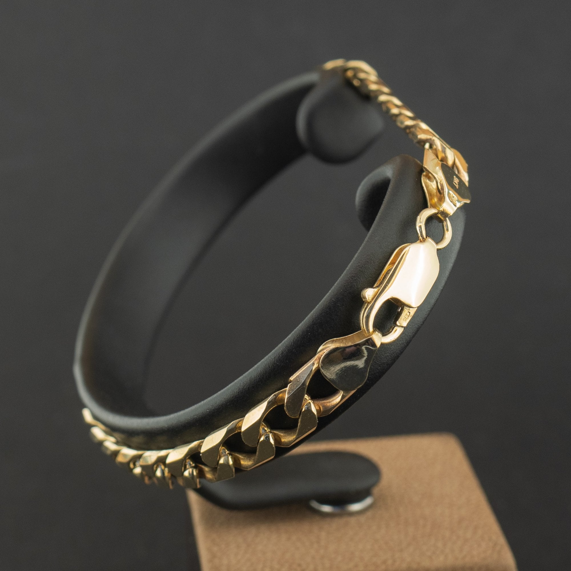 9ct Yellow Gold 8.75 Inch Curb Chain Bracelet 14.9g