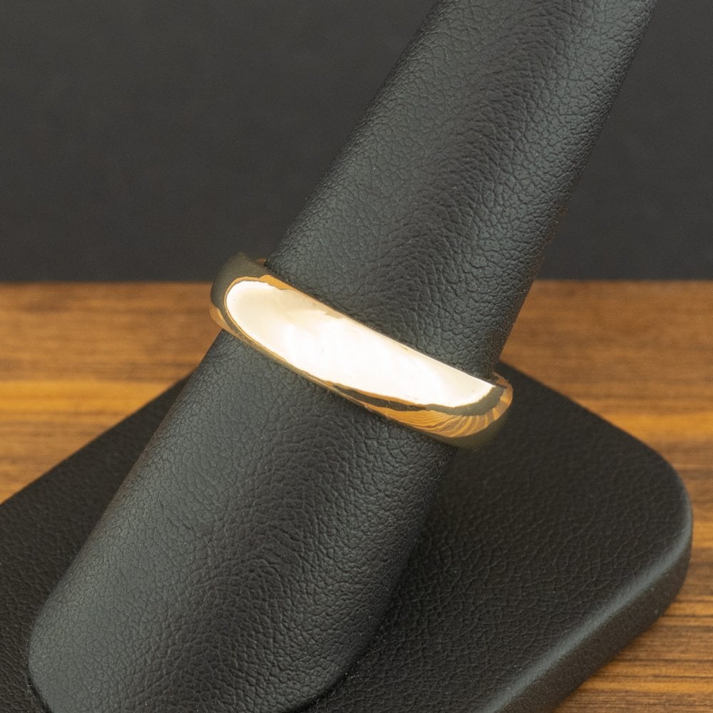 9ct Yellow Gold 5.0mm Cushion Band Ring Size P 6.7g