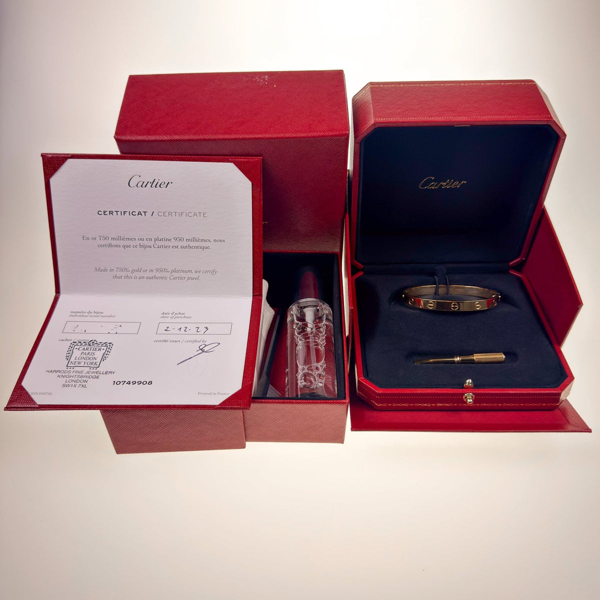 18ct Yellow Gold Cartier Classic Love Bangle with Box and Certificate Size 16
