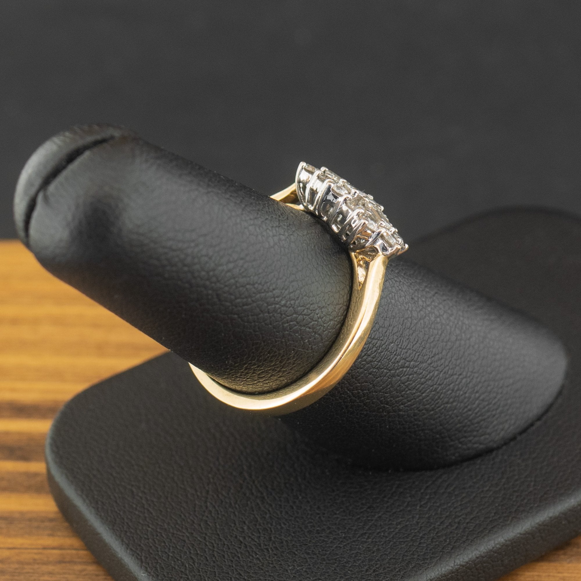 18ct Yellow Gold 0.65ct Diamond Cluster Ring Size N 4.1g