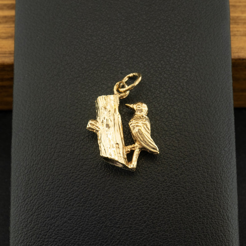 9ct Yellow Gold Woodpecker Charm 3.2g