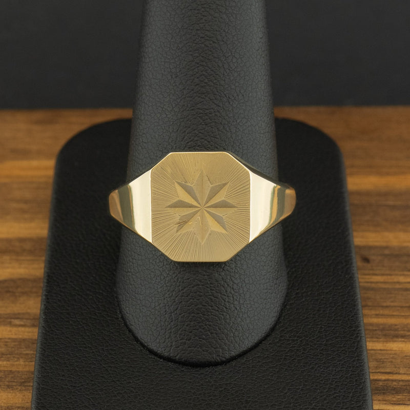 9ct Yellow Gold Star Octagon Signet Ring Size W 7.4g