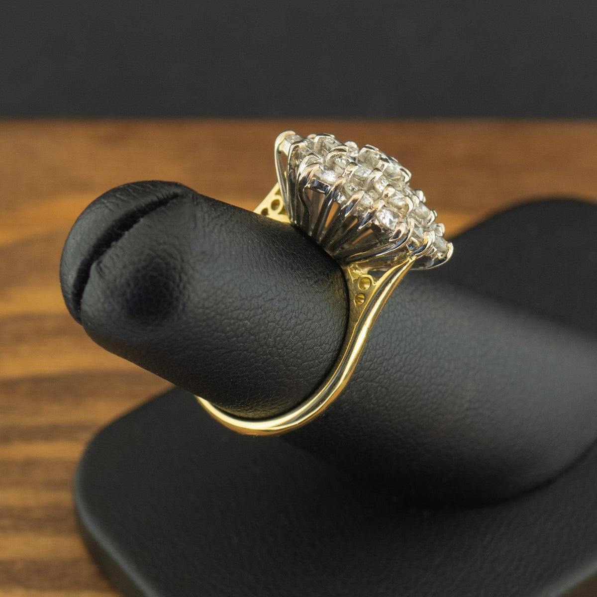 18ct Yellow Gold 2.1ct Diamond Cluster Ring Size J 5.4g