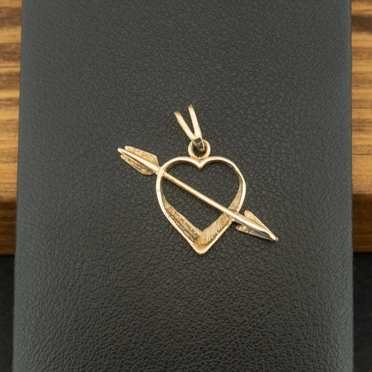 9ct Yellow Gold Cupid Heart Pendant 0.8g