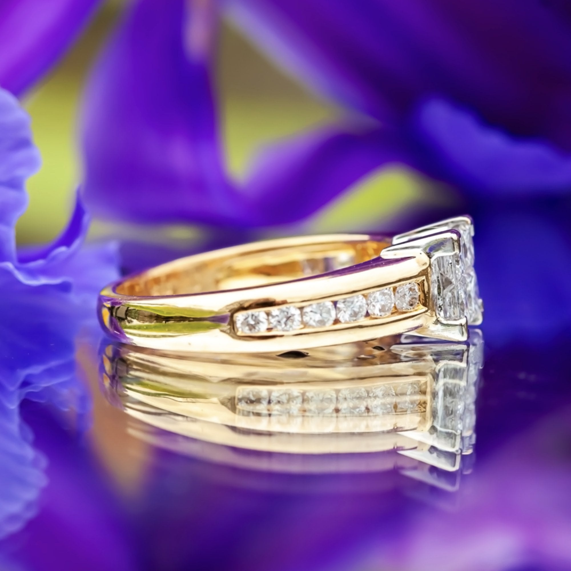 18ct Yellow Gold 1.00ct Princess Cut Diamond Cluster Ring Size N 5.8g