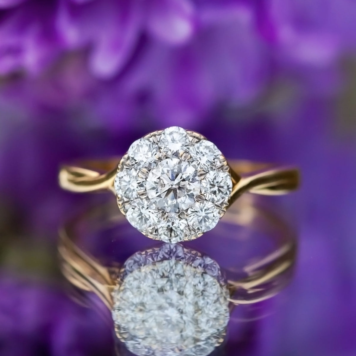 18ct Yellow Gold 1.00ct Diamond Cluster Ring Size P 1/2 3.6g