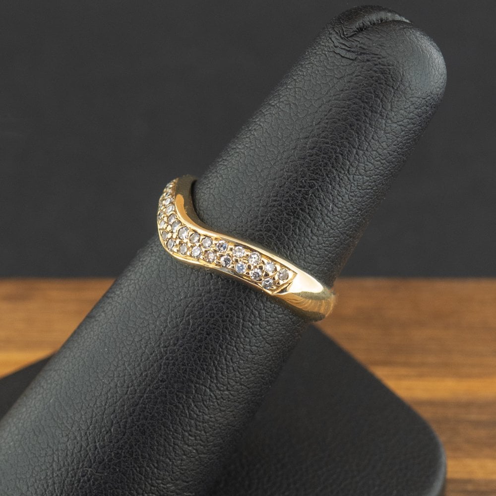 18ct Yellow Gold Diamond Wishbone Ring Size L 3.1g