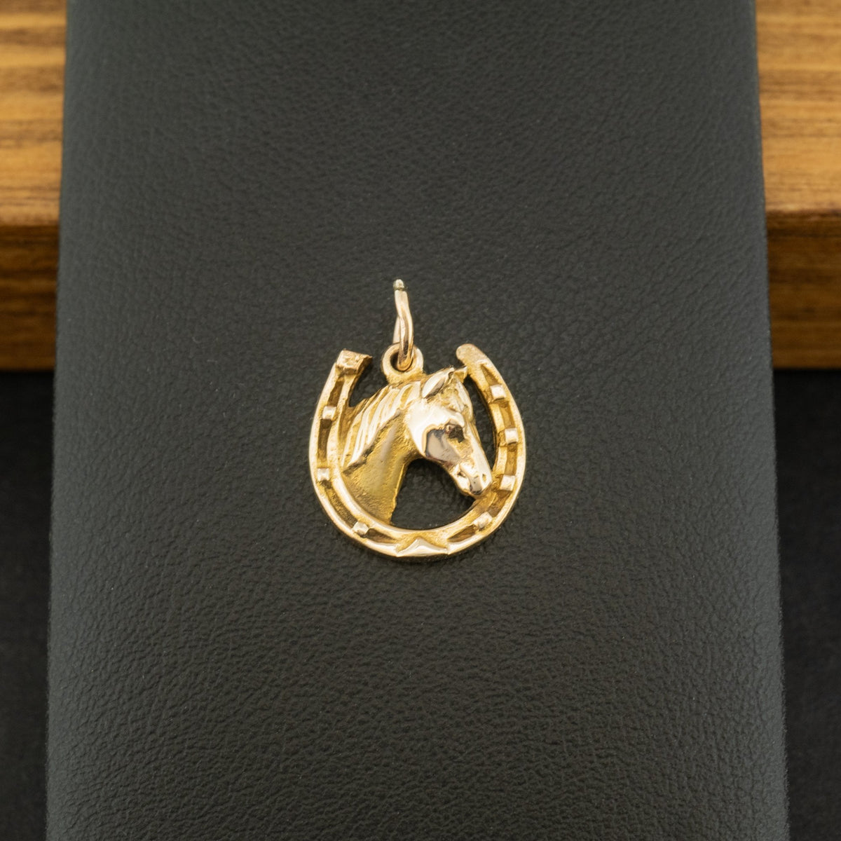 9ct Yellow Gold Horseshoe Charm Pendant 2.1g