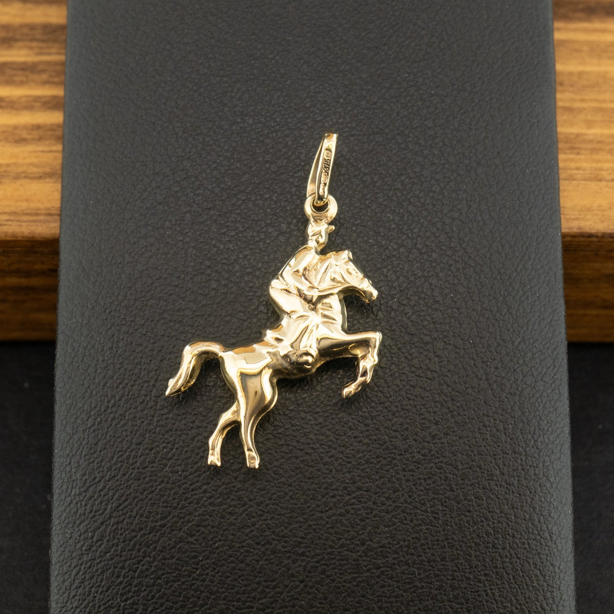 9ct Yellow Gold Horse and Jockey Charm 1.2g