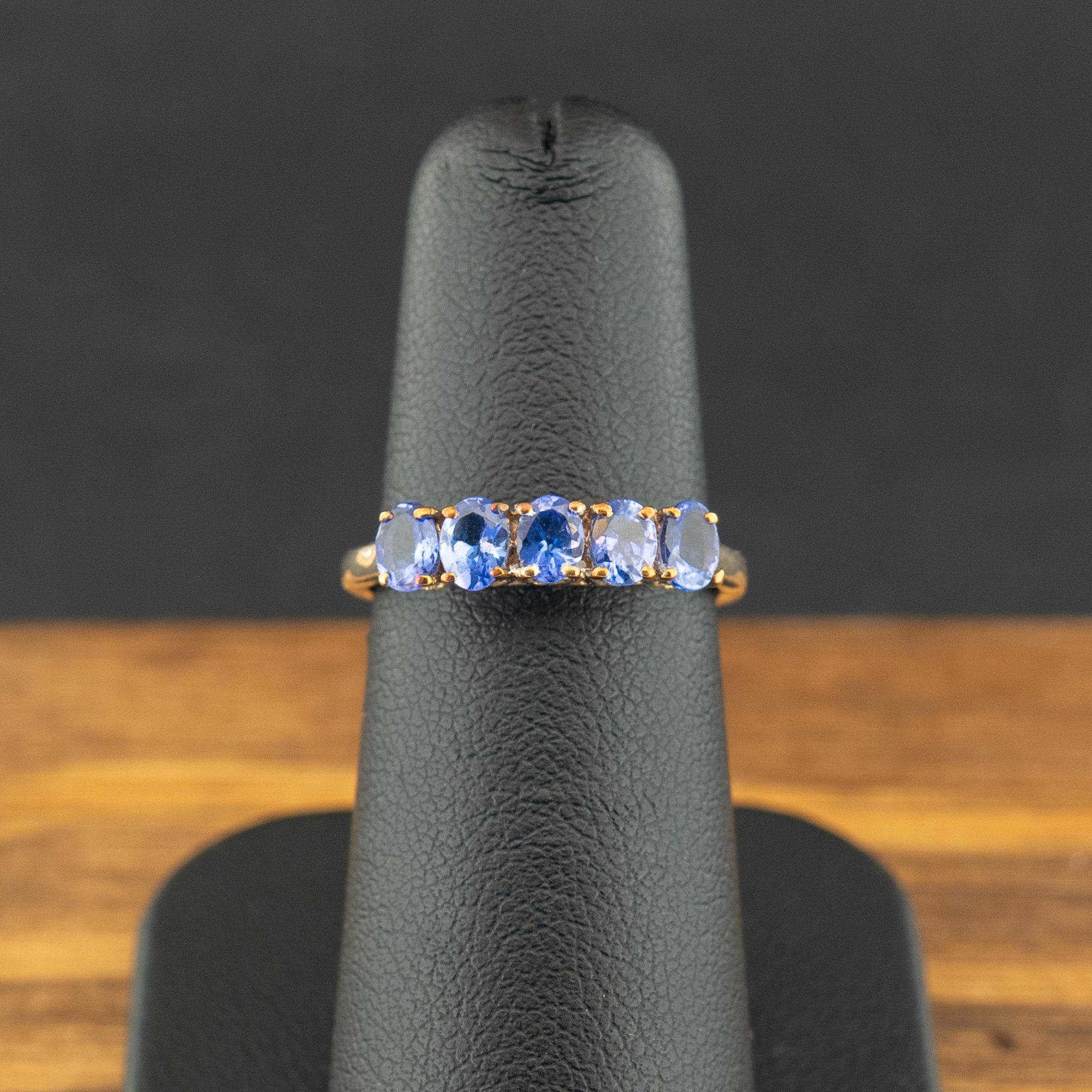 9ct Yellow Gold 5 Stone Tanzanite Ring Size J 1.8g