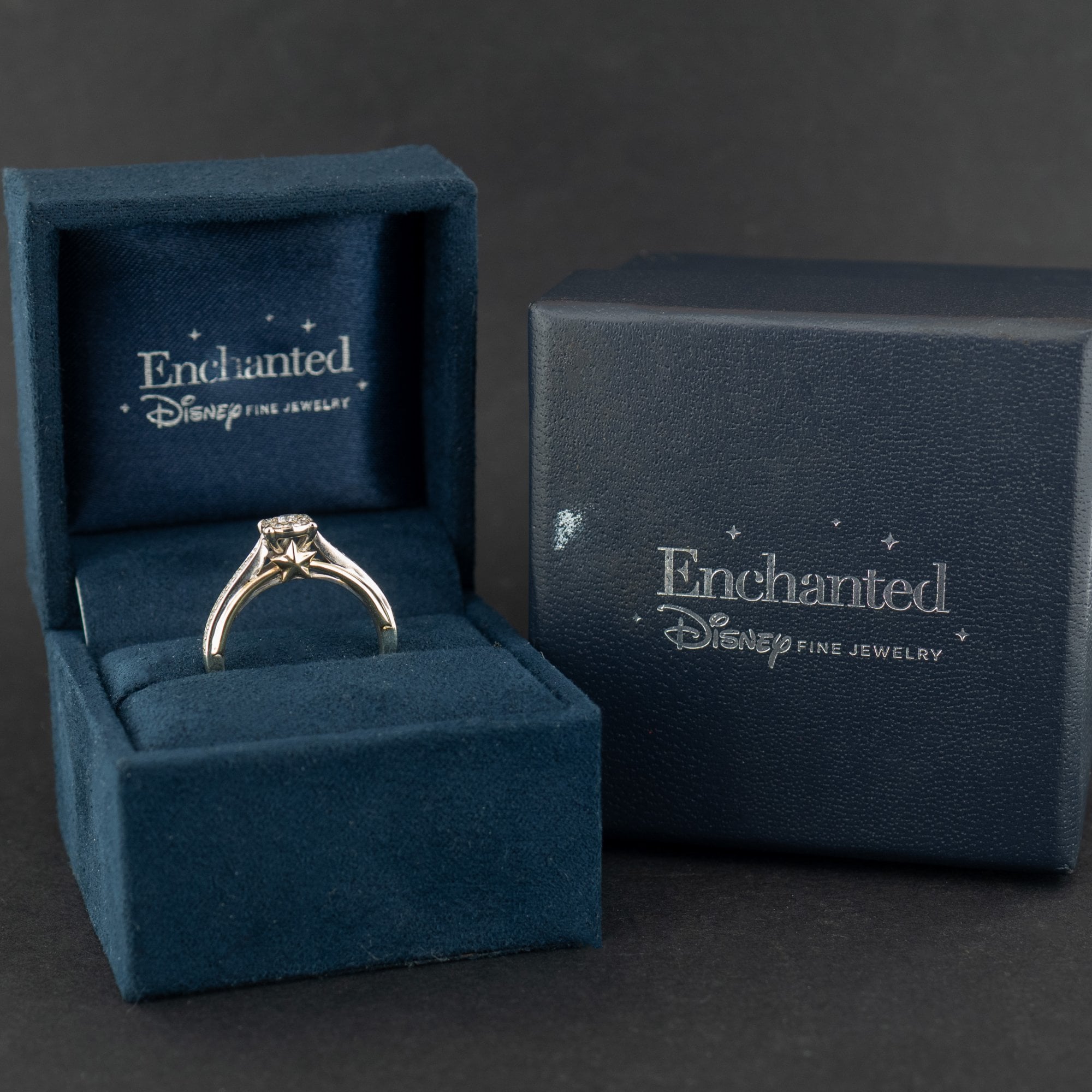9ct Two Tone Disney Enchanted 0.2ct Diamond Ring 3.2g Size L 1/2