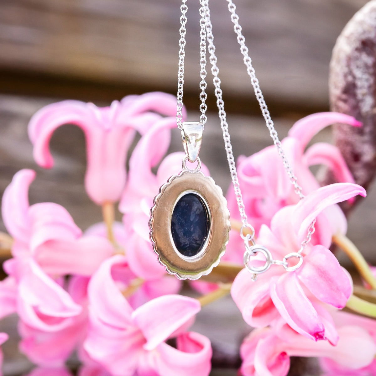 Rear view of an Australian Opal pendant.