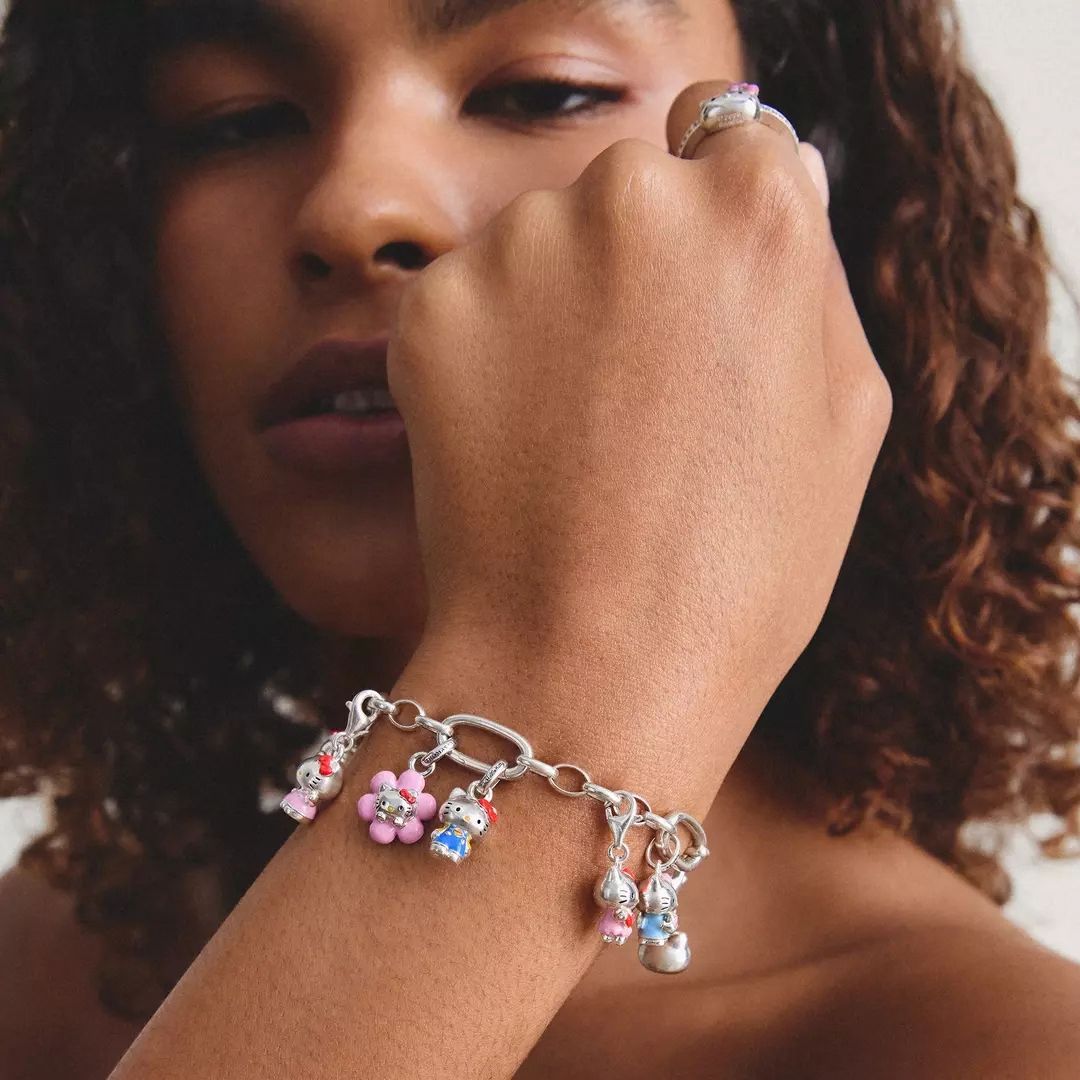 Thomas Sabo Hello Kitty Pink with Red Heart Charm