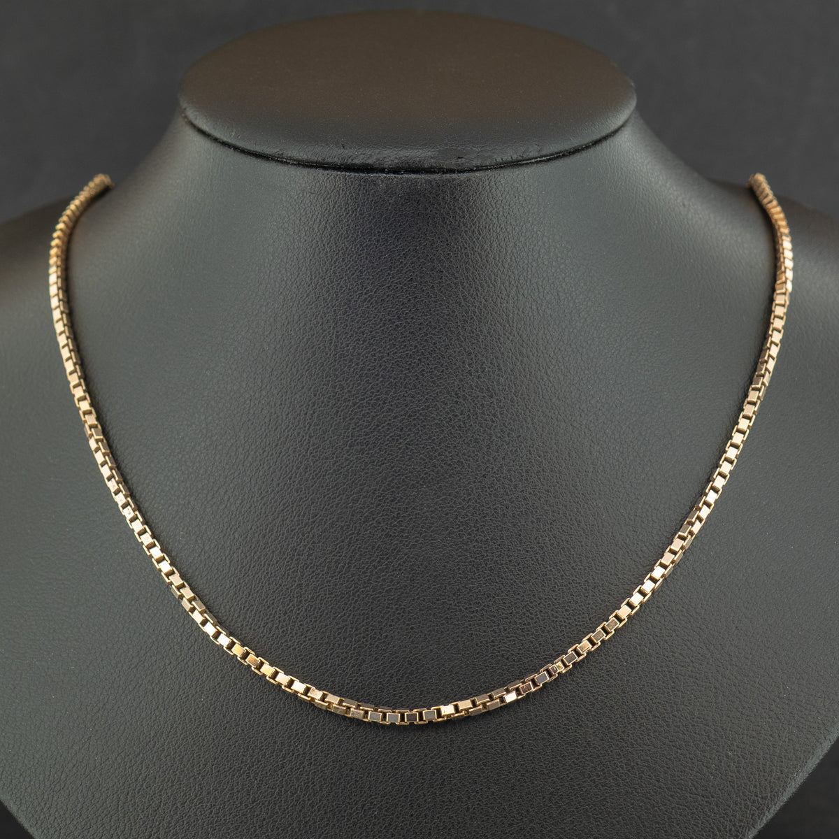9ct Yellow Gold 20 Inch Box Chain Necklace 11g