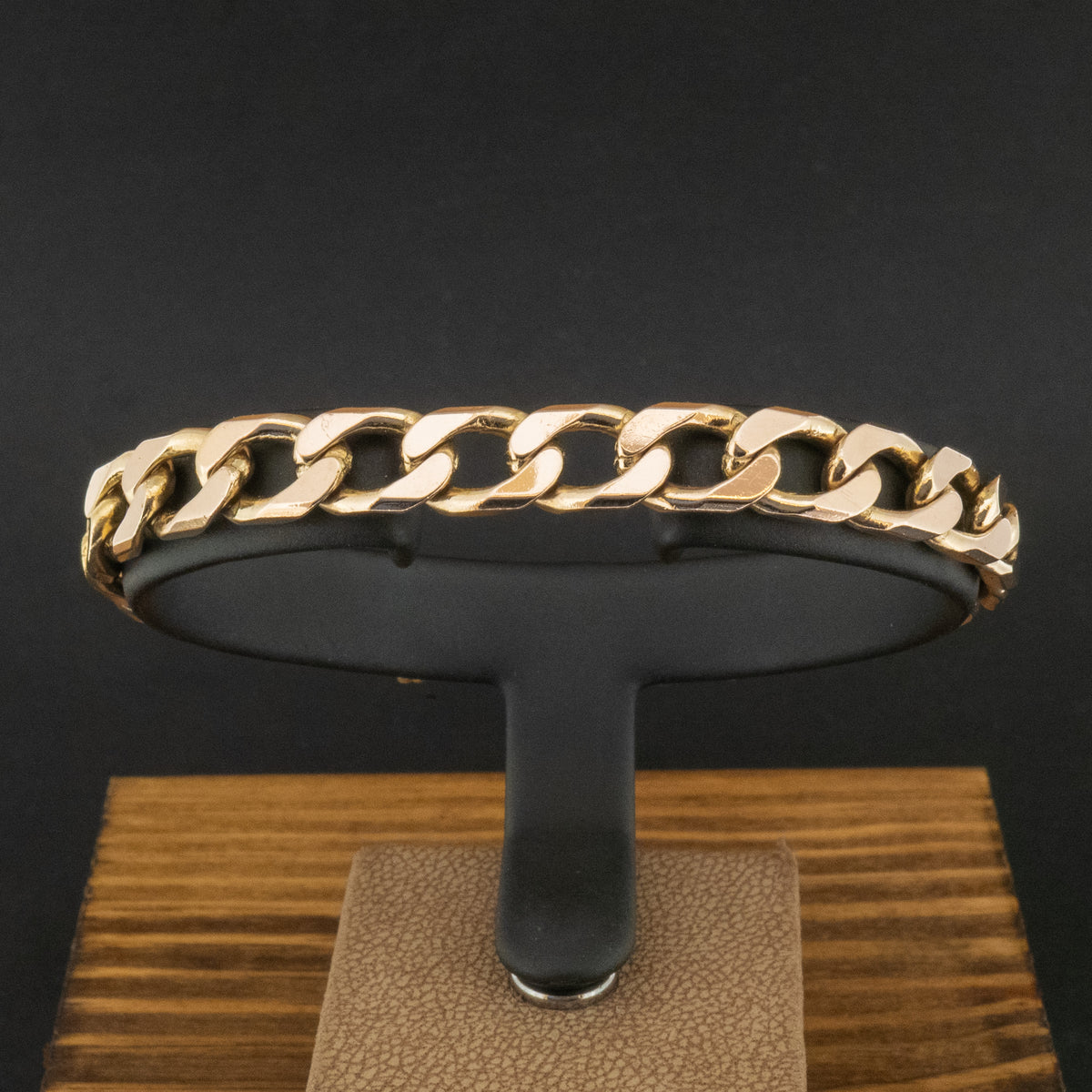 9ct Yellow Gold 8 Inch Heavy Curb Chain Bracelet 28.9g