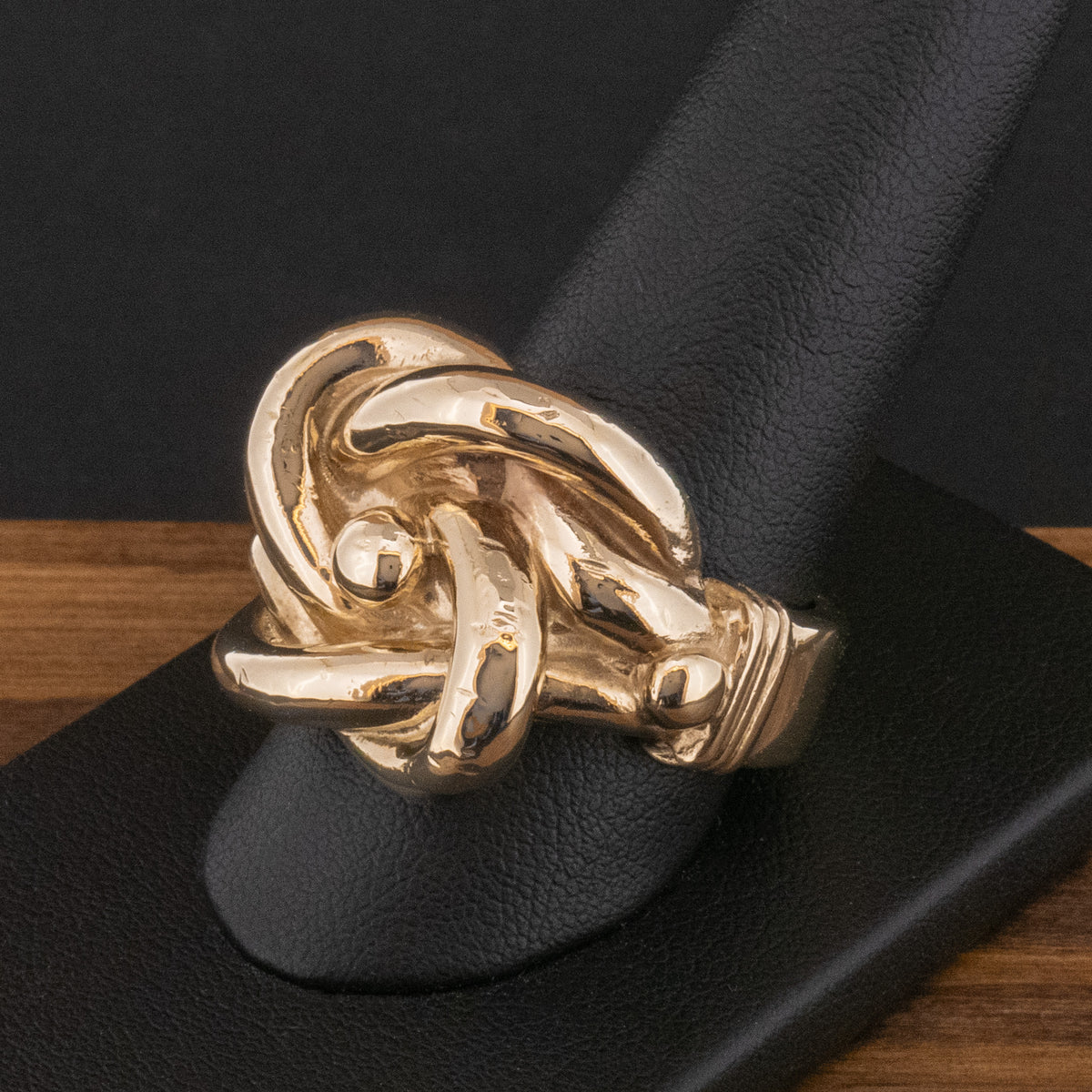 9ct Yellow Gold Knot Ring Size X 1/2 30.9g