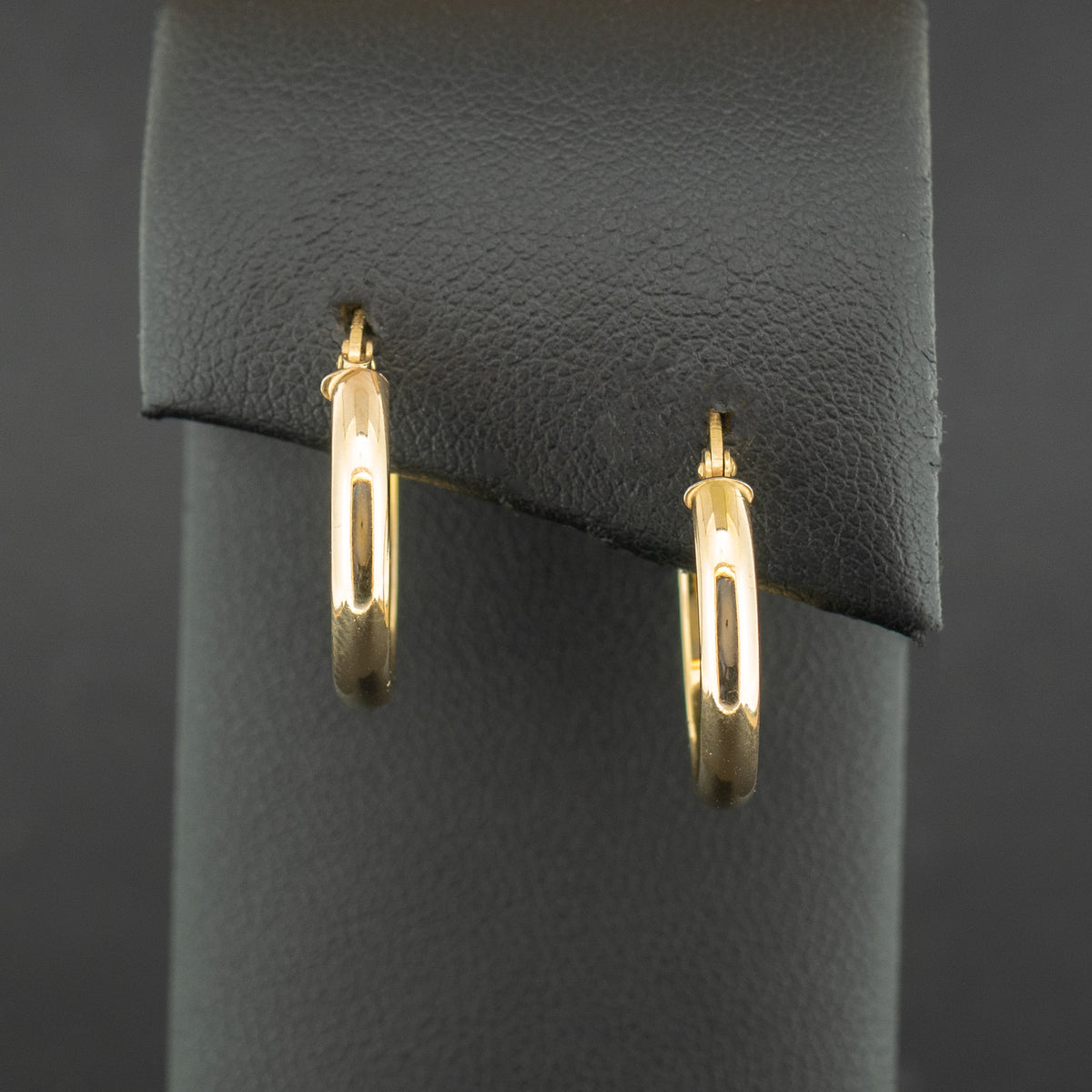 9ct Yellow Gold D-Shape Hoop Earrings 2.7g