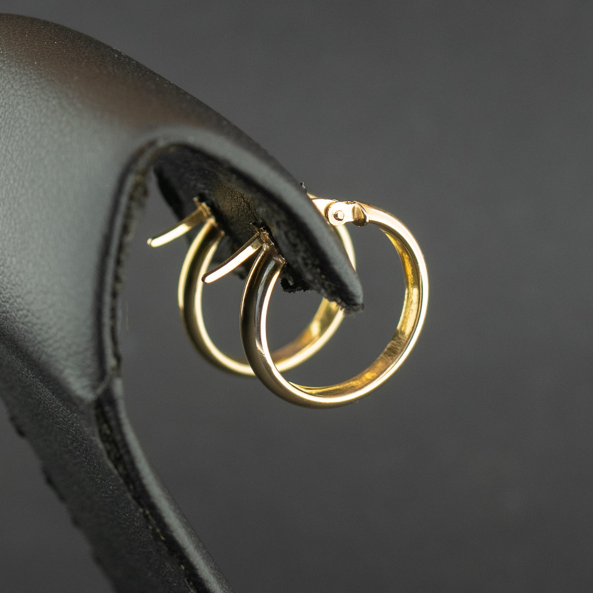 9ct Yellow Gold D-Shape Hoop Earrings 2.7g