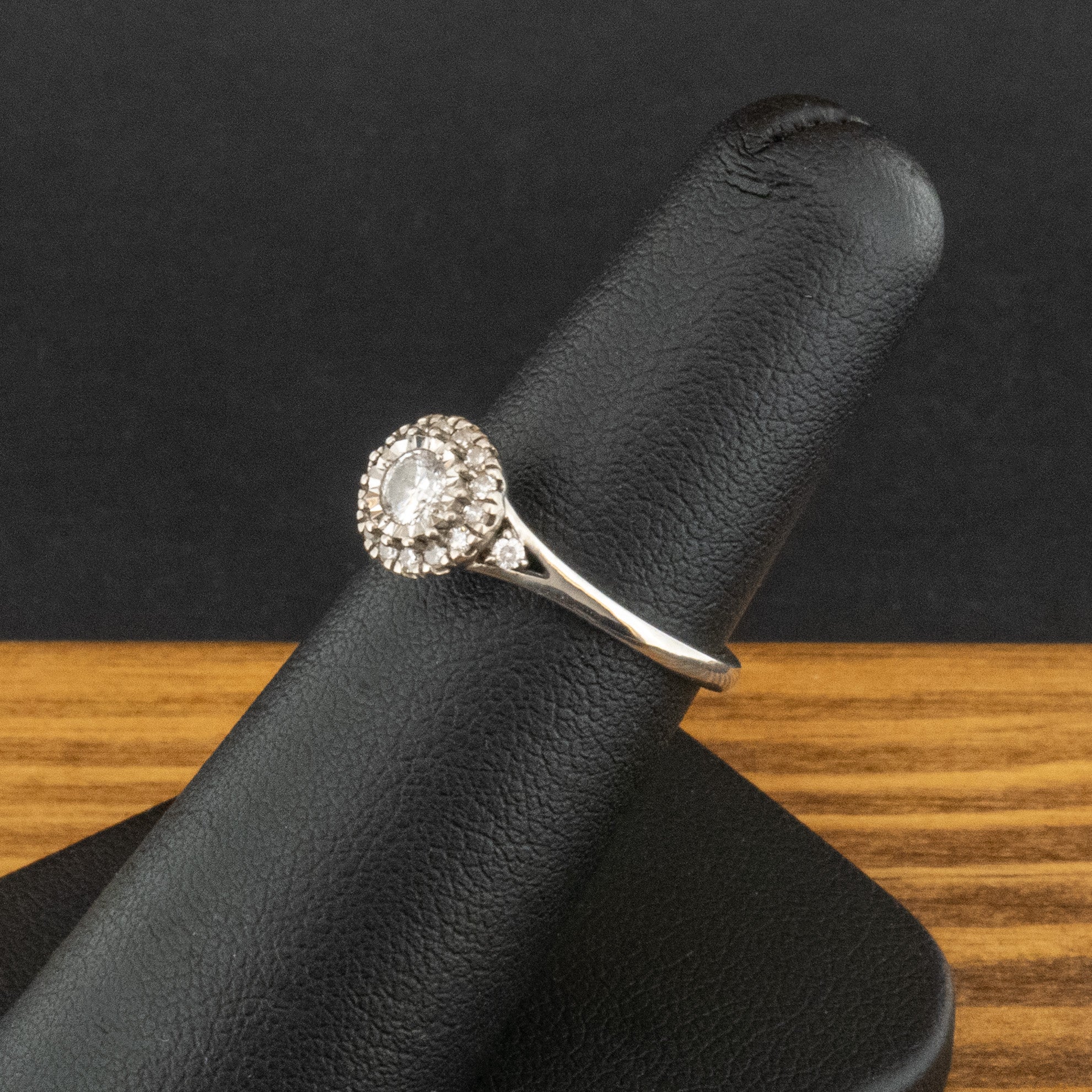 9ct White Gold 0.33ct Diamond Halo Ring Size L 2g