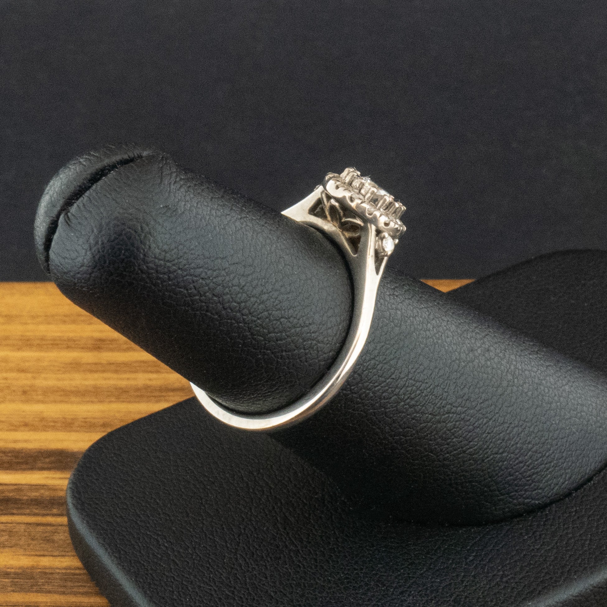9ct White Gold 0.33ct Diamond Halo Ring Size L 2g